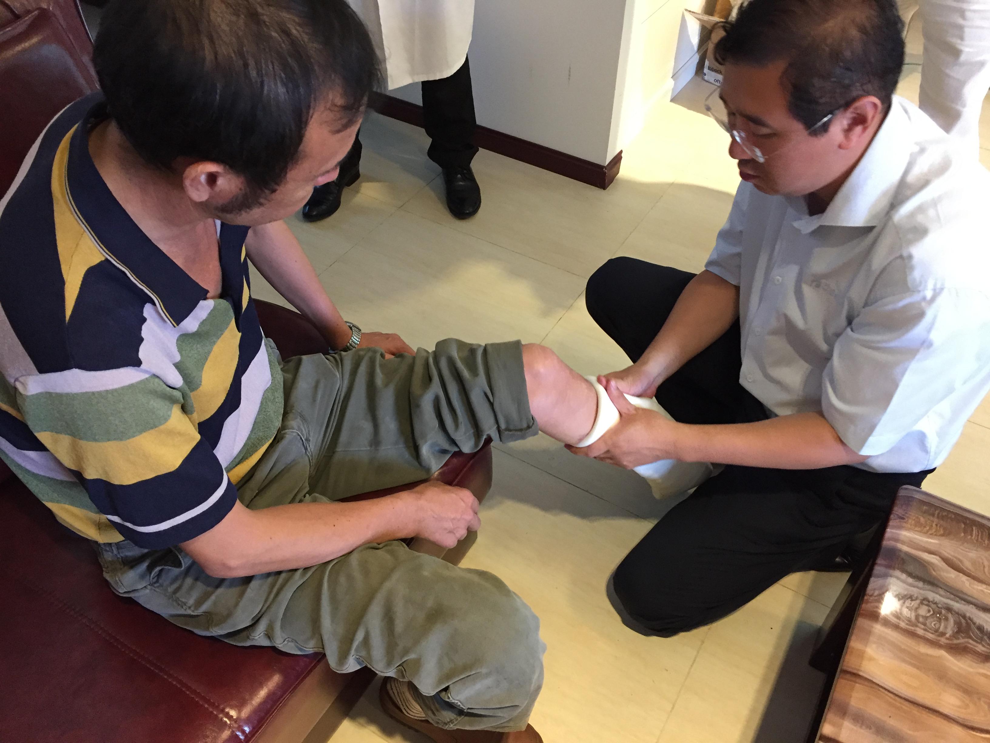 穿戴假肢過程中維護(hù)保養(yǎng)工作從哪些方面來做(圖1)